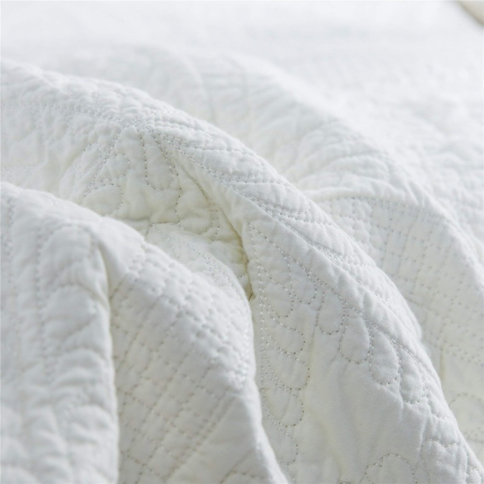 Bedding 3 Piece Reversible Quilt Set