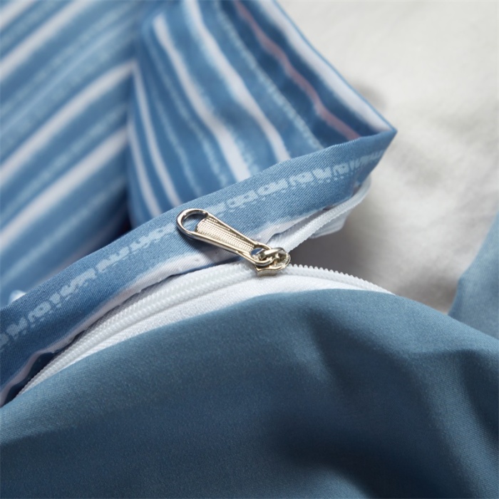 Duvet Cover Set With Stripe Print