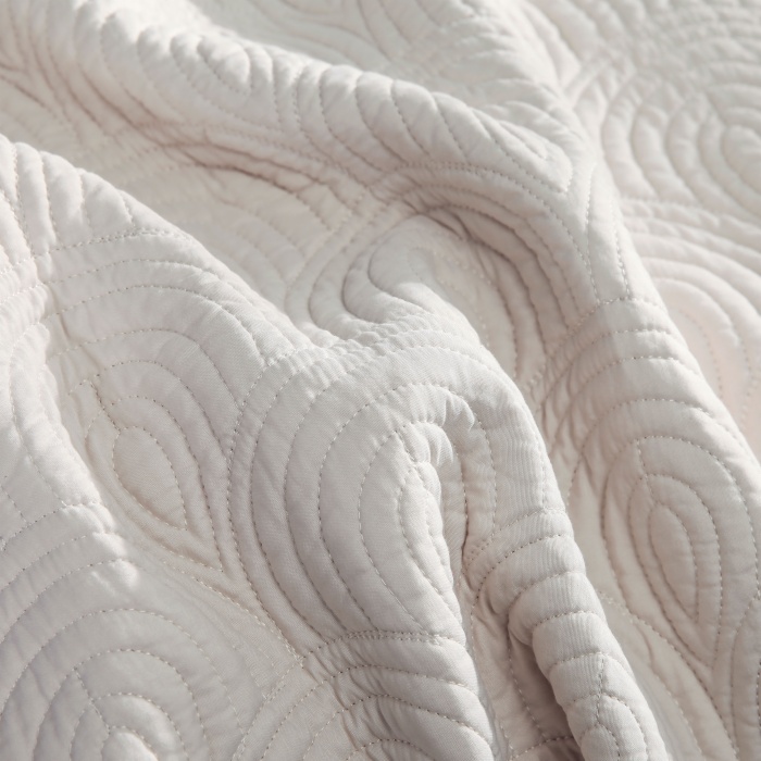 Bedding 3 Piece Reversible Quilt Set