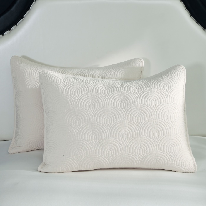 Bedding 3 Piece Reversible Quilt Set