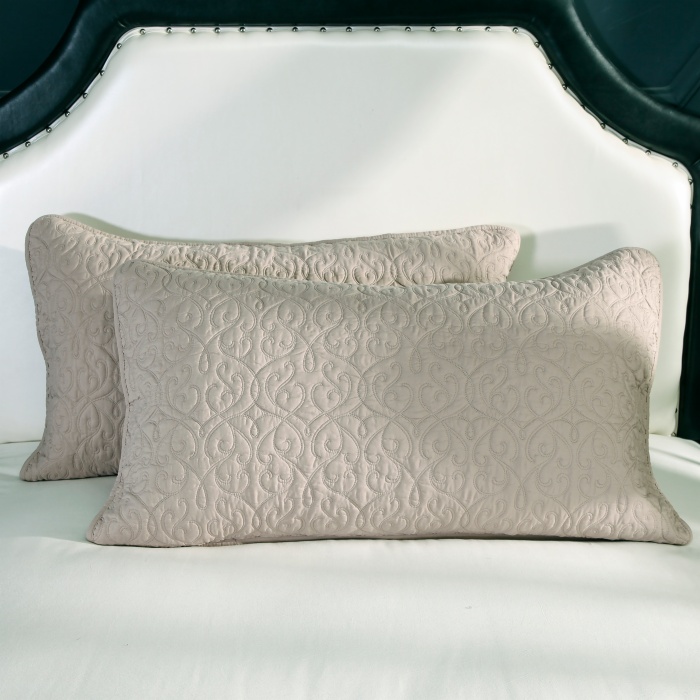 Bedding 3 Piece Reversible Quilt Set