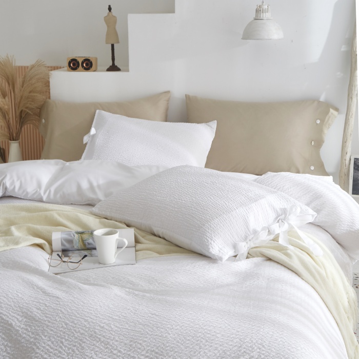 Seersucker Duvet Cover Set with lace-up